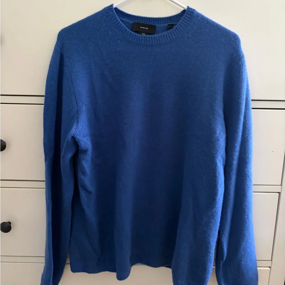 VINCE cashmere crew sweater blue size M